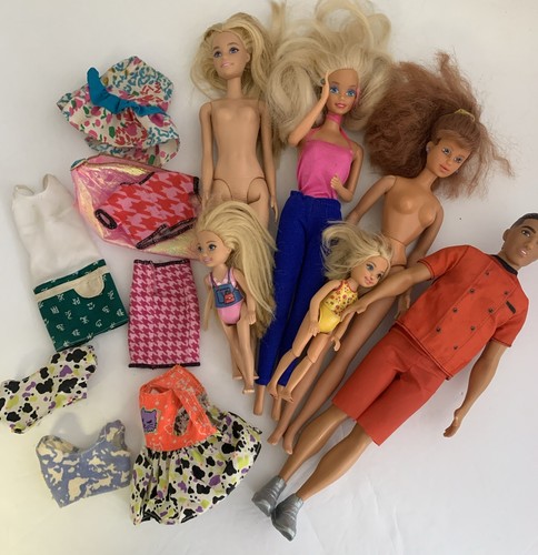 Barbie lot assortment dolls - lot,